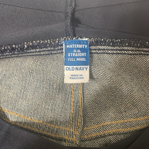 Old Navy Maternity Jeans - Picture 2 of 3